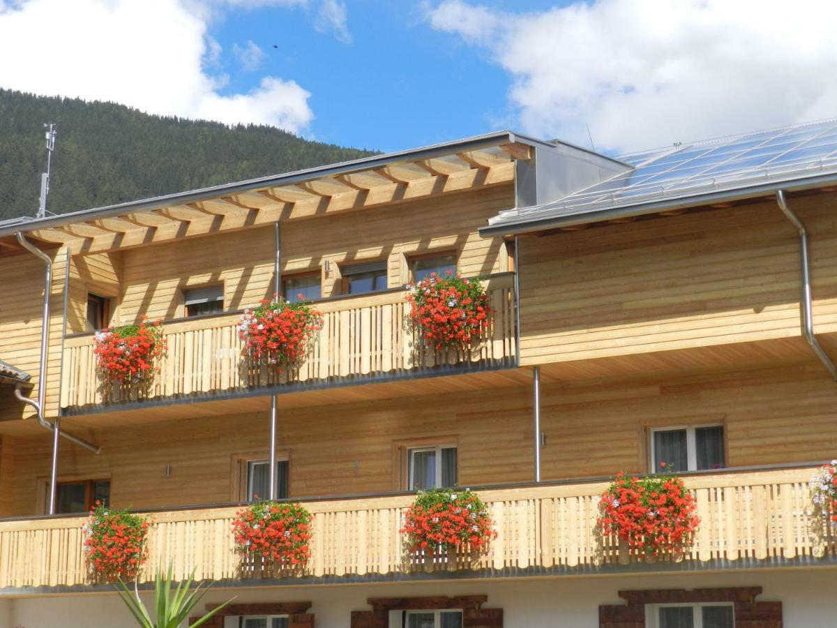 Apartments Bachmann San Candido Exterior foto